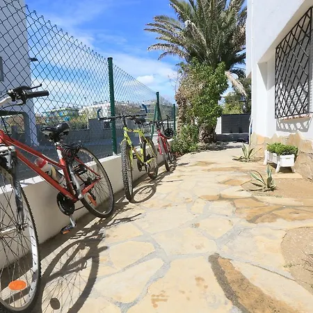 Semesterbostad La Torre - Rosamar *